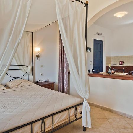 Sea Melody Apartment Lefkos  ภายนอก รูปภาพ
