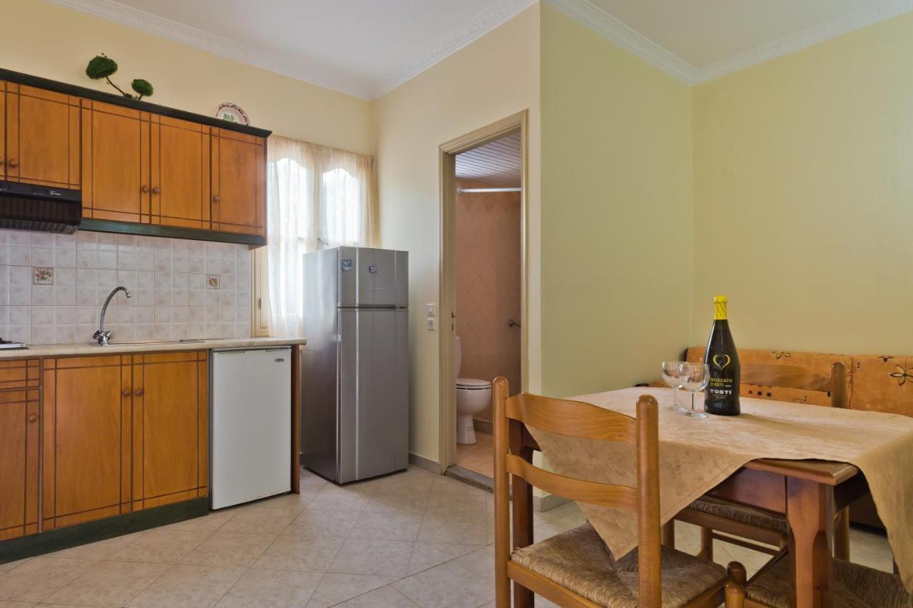 Sea Melody Apartment Lefkos  ภายนอก รูปภาพ
